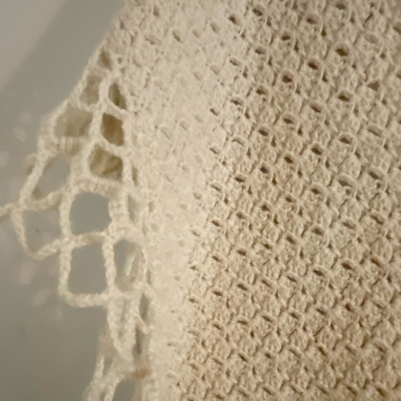 *VINTAGE* beautiful handmade wrap - Picture 6 of 10